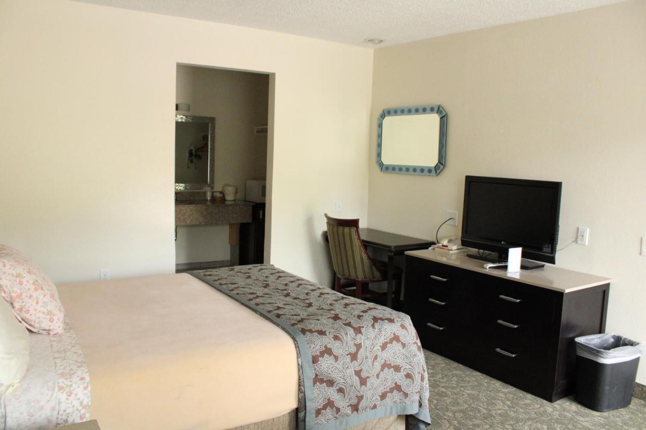 American Travel Inn Pullman Εξωτερικό φωτογραφία