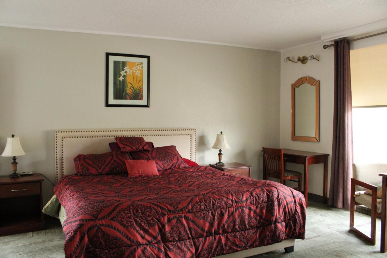 American Travel Inn Pullman Εξωτερικό φωτογραφία